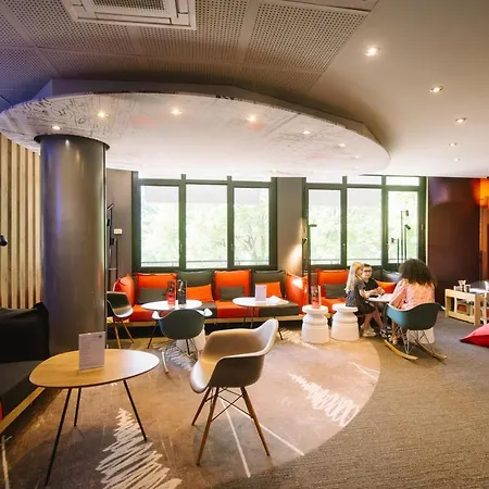 Ibis Centre Gare Авиньон