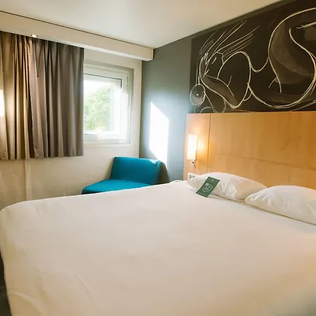 Ibis Centre Gare 3* Авиньон
