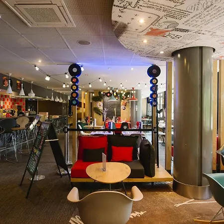 Ibis Centre Gare Hotel 3*